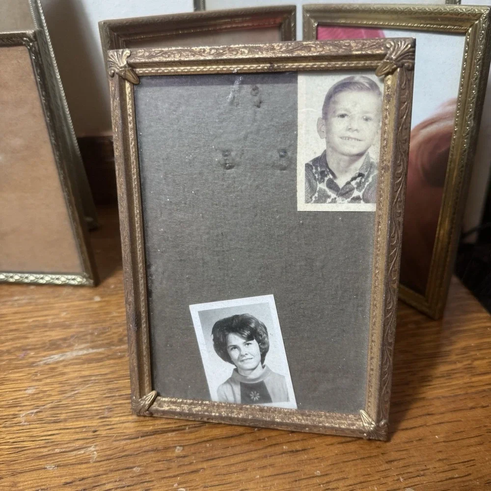 Lot of 7 Vintage Metal Photo Frames 8x10 5x7 Folding Double Gold Tone